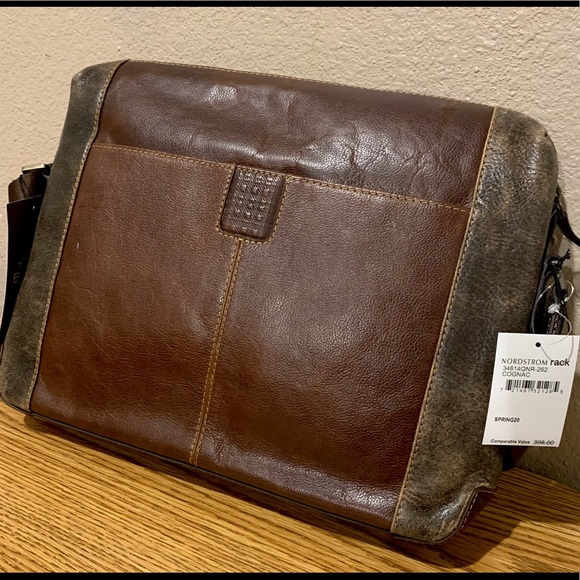Bocconi NWT LEATHER Garth Urban Messenger Bag Crossbody Briefcase Brown Strap